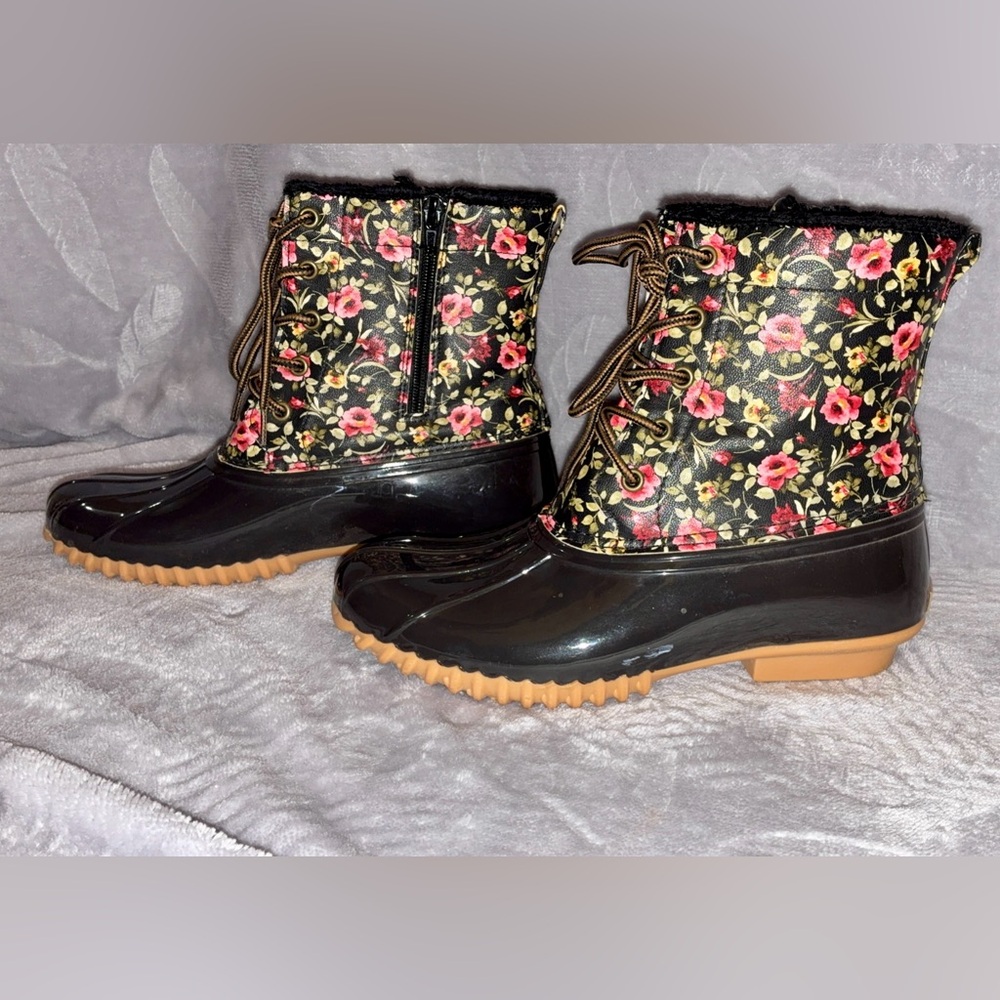 Sporto Bella Floral Duck Boots, Women’s Rain & Snow Boot